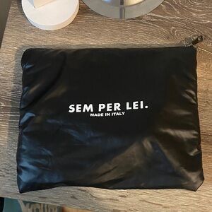 SEM PER LEI. Made in Italy Black Puffer Style Cosmetic Bag 10.5x9 EUC